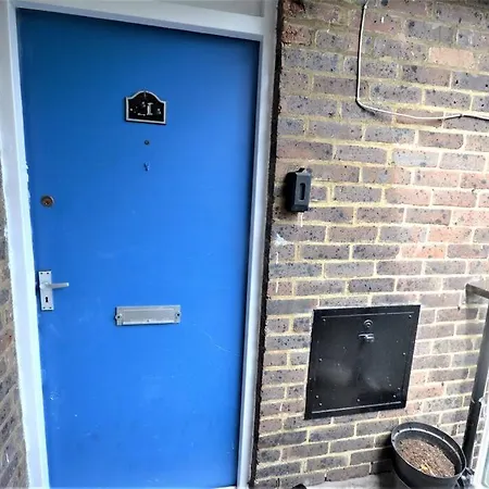 Lovely 2 Bedroom Condo In Greater London Exterior photo