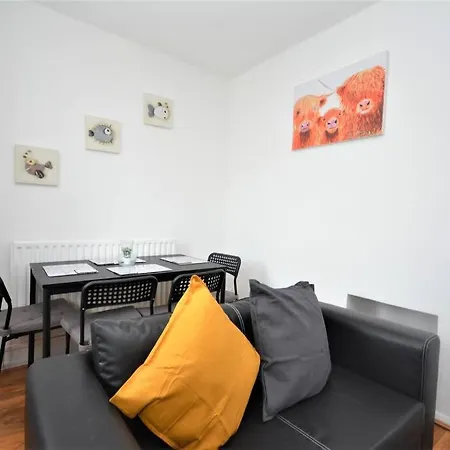 Lovely 2 Bedroom Condo In Greater London Exterior photo